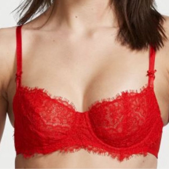 Victoria's Secret Other - Victoria's Secret Dream Angels Push Up Without Padding Red Eyelash Lace Bra 32DD